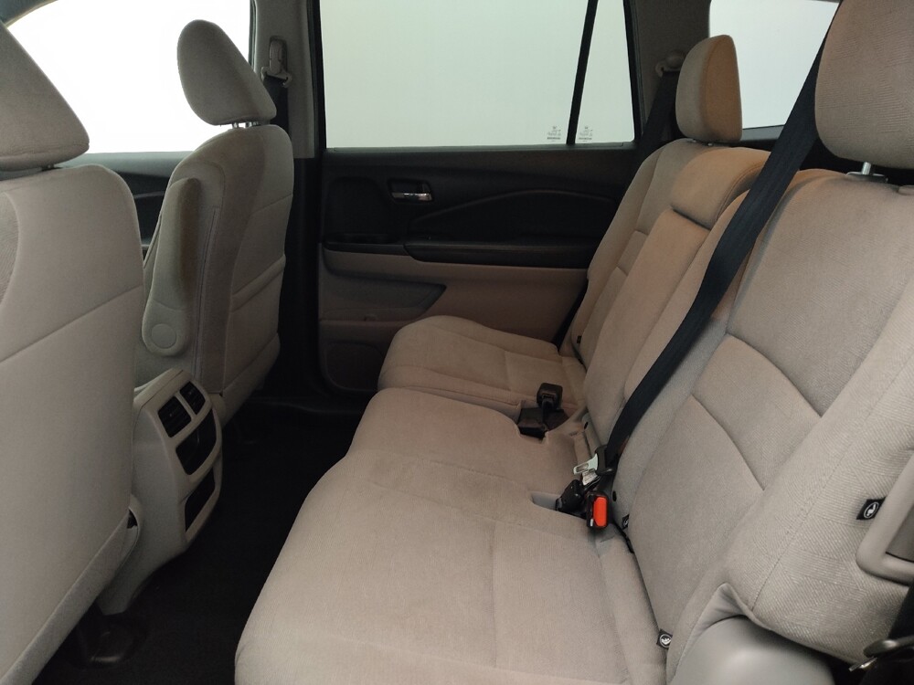 2020 Honda Pilot in Lauderdale Lakes, FL 33313 - 18141035 18