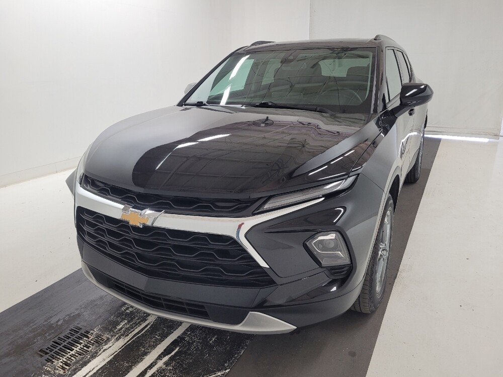 2024 Chevrolet Blazer in St. Louis, MO 63125 - 18141042 15