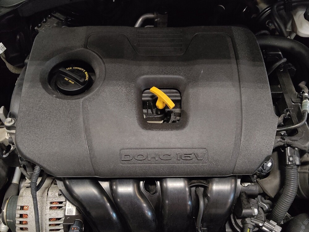 2019 Kia Forte in Savannah, GA 31419 - 18141052 30