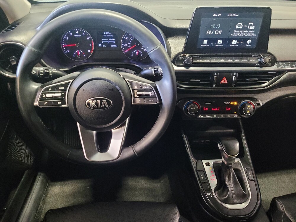 2019 Kia Forte in Savannah, GA 31419 - 18141052 22