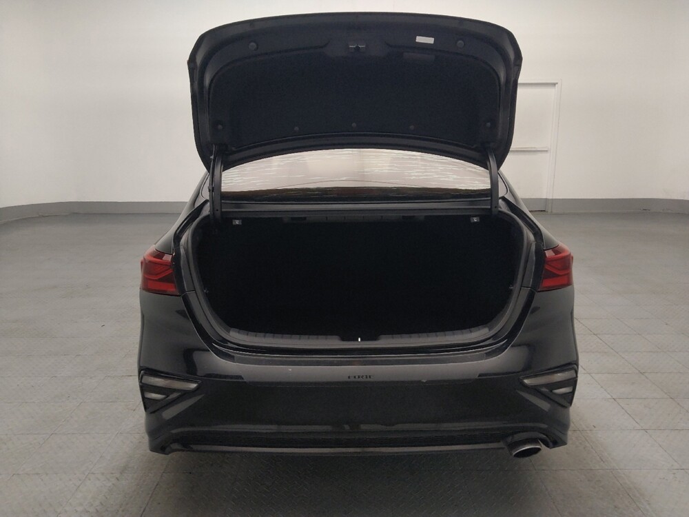 2019 Kia Forte in Savannah, GA 31419 - 18141052 29