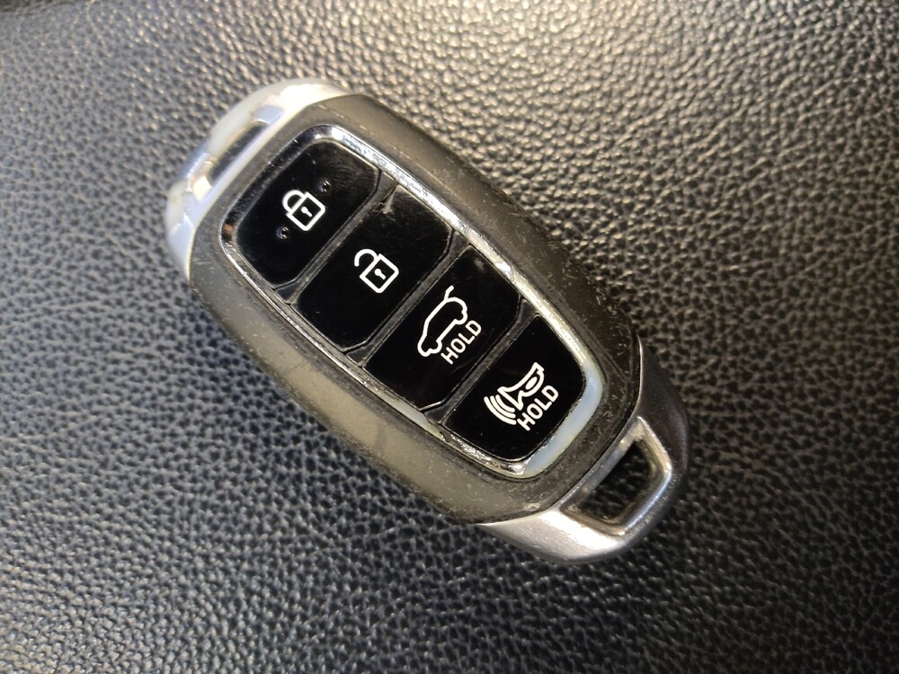 2019 Hyundai Veloster in Raleigh, NC 27604 - 18141065 32