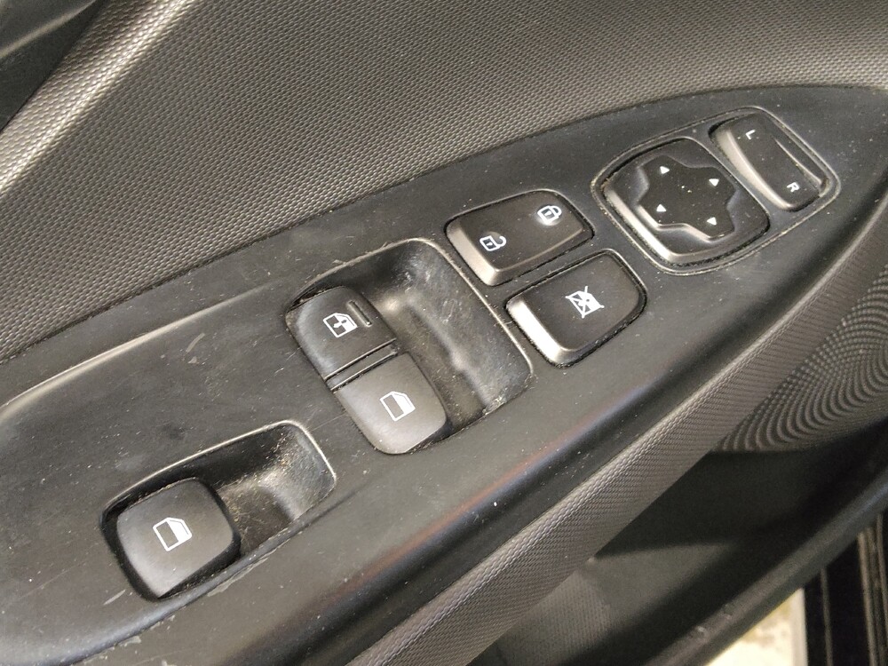 2019 Hyundai Veloster in Raleigh, NC 27604 - 18141065 27