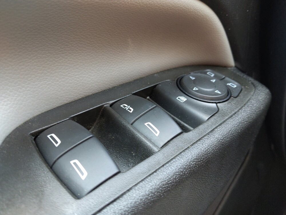 2023 Chevrolet Equinox in Raleigh, NC 27604 - 18141067 27