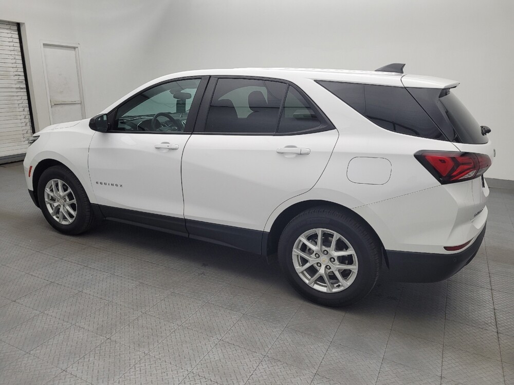 2023 Chevrolet Equinox in Raleigh, NC 27604 - 18141067 3