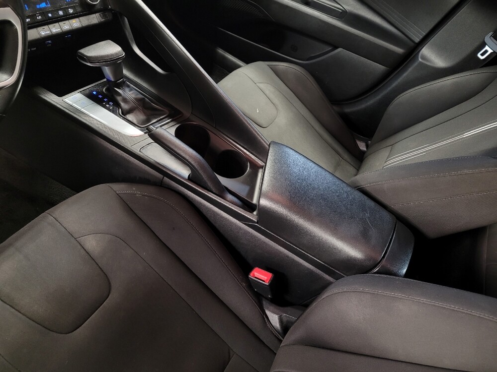 2022 Hyundai Elantra in Raleigh, NC 27604 - 18141072 26