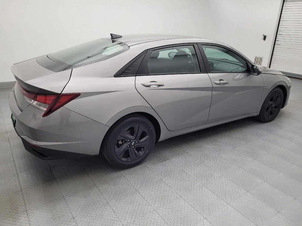 2022 Hyundai Elantra in Raleigh, NC 27604 - 18141072 10