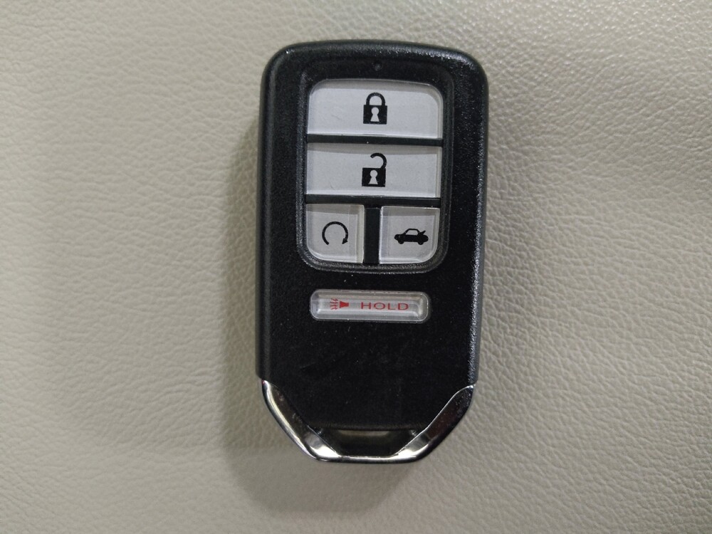 2019 Honda Accord in Greensboro, NC 27407 - 18141081 32