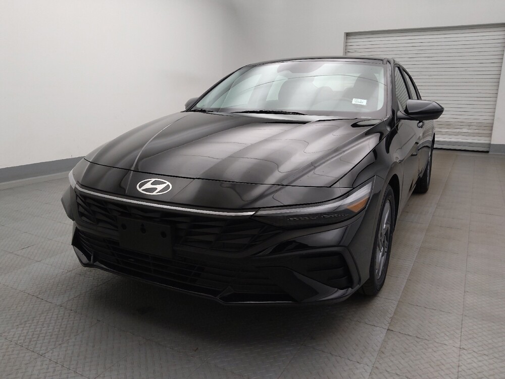 2025 Hyundai Elantra in Lakewood, CO 80215 - 18141090 15