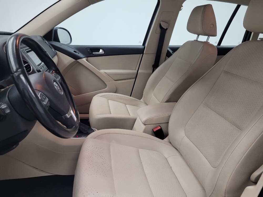 2016 Volkswagen Tiguan in Memphis, TN 38128 - 18141096 17