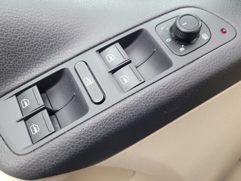 2016 Volkswagen Tiguan in Memphis, TN 38128 - 18141096 27