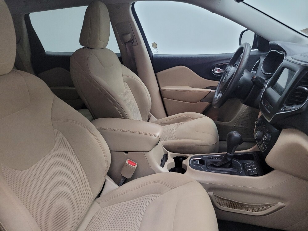 2021 Jeep Cherokee in Memphis, TN 38115 - 18141100 21