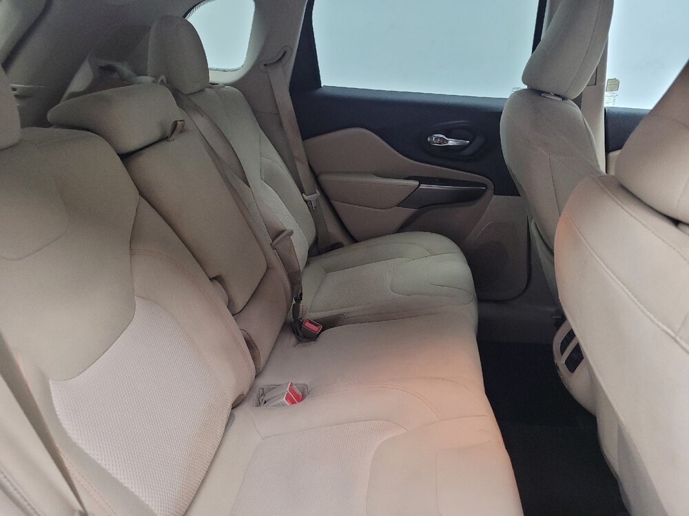 2021 Jeep Cherokee in Memphis, TN 38115 - 18141100 19