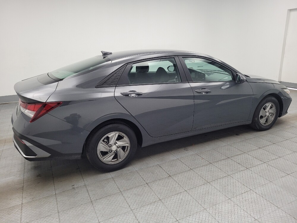 2025 Hyundai Elantra in Memphis, TN 38128 - 18141103 10