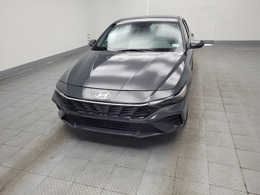 2025 Hyundai Elantra in Memphis, TN 38128 - 18141103 15
