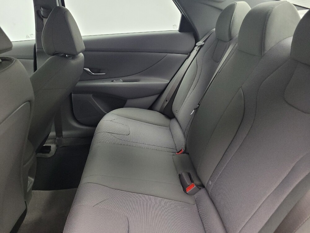 2025 Hyundai Elantra in Memphis, TN 38128 - 18141103 18