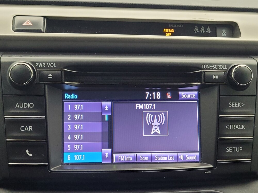 2018 Toyota RAV4 in Memphis, TN 38115 - 18141105 25
