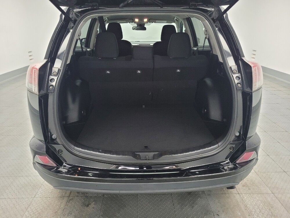 2018 Toyota RAV4 in Memphis, TN 38115 - 18141105 29
