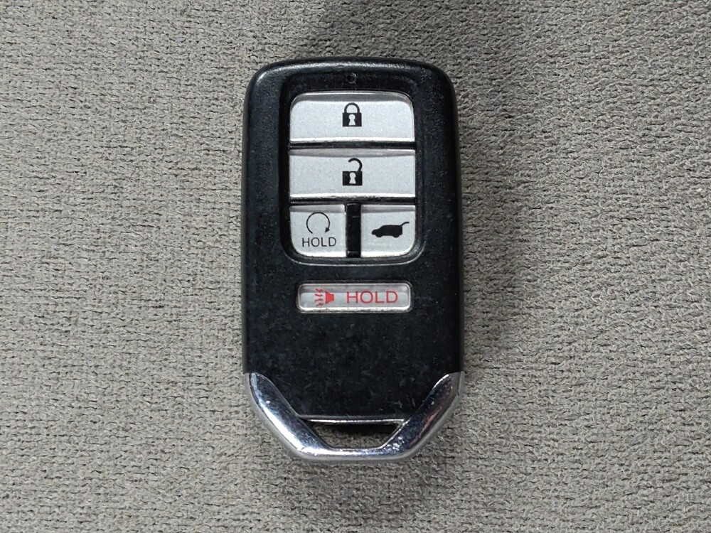 2018 Honda Pilot in Temple, TX 76502 - 18141112 32