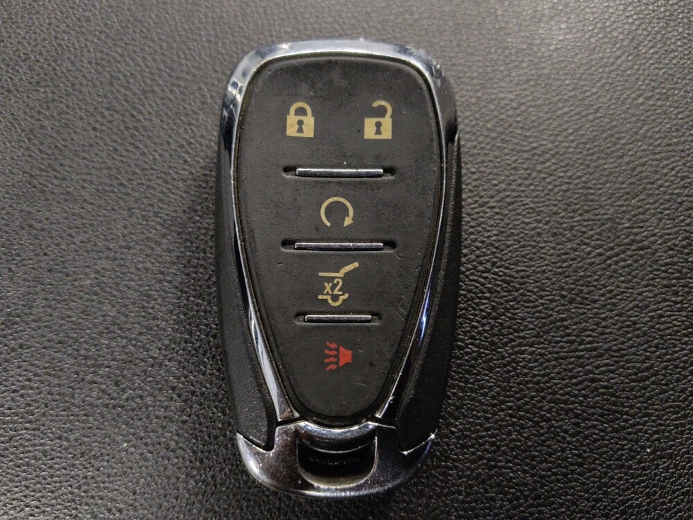 2020 Chevrolet Equinox in Houston, TX 77060 - 18141115 32