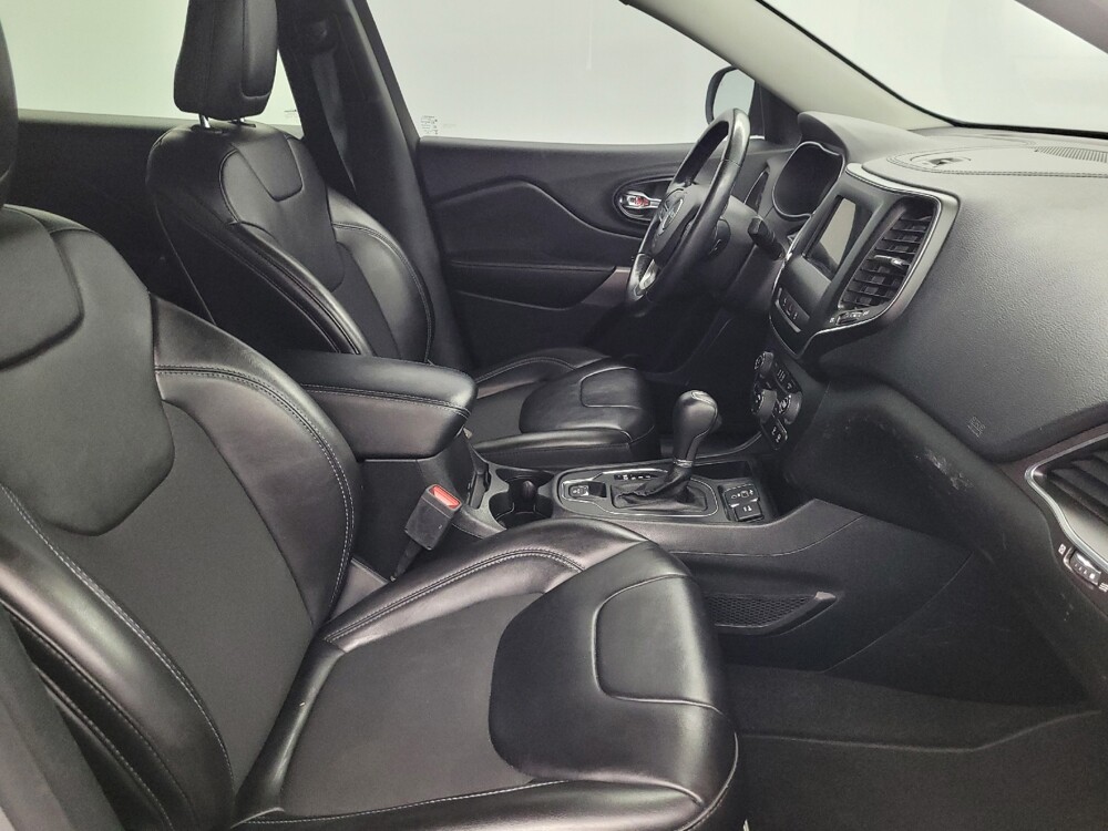2021 Jeep Cherokee in Houston, TX 77060 - 18141118 21