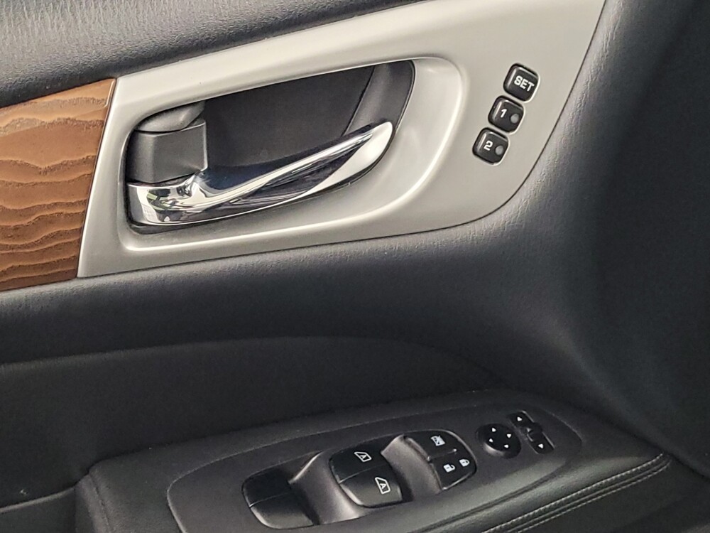 2018 Nissan Pathfinder in Houston, TX 77060 - 18141119 27