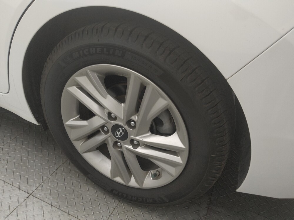 2020 Hyundai Elantra in Live Oak, TX 78233 - 18141120 31