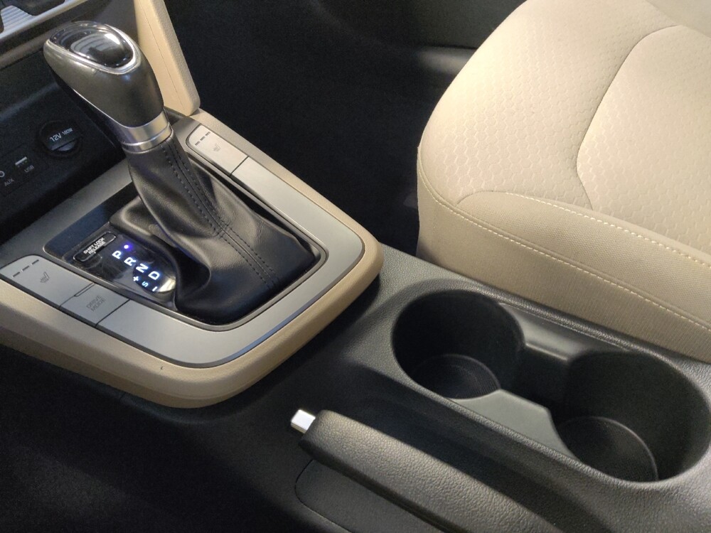 2020 Hyundai Elantra in Live Oak, TX 78233 - 18141120 26