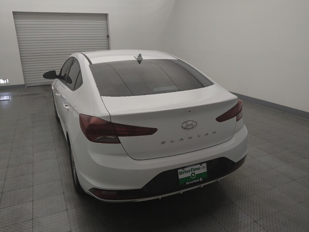 2020 Hyundai Elantra in Live Oak, TX 78233 - 18141120 6