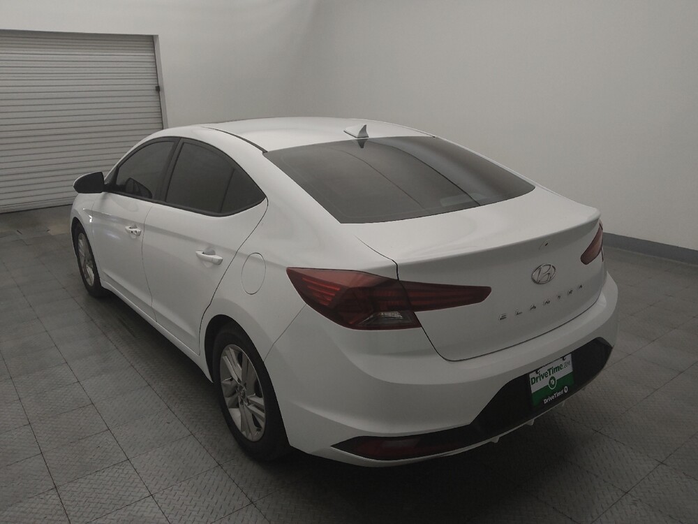 2020 Hyundai Elantra in Live Oak, TX 78233 - 18141120 5