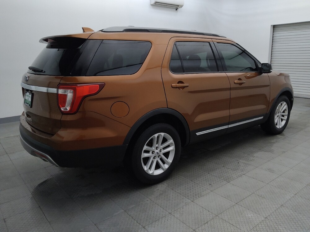 2017 Ford Explorer in Live Oak, TX 78233 - 18141122 10