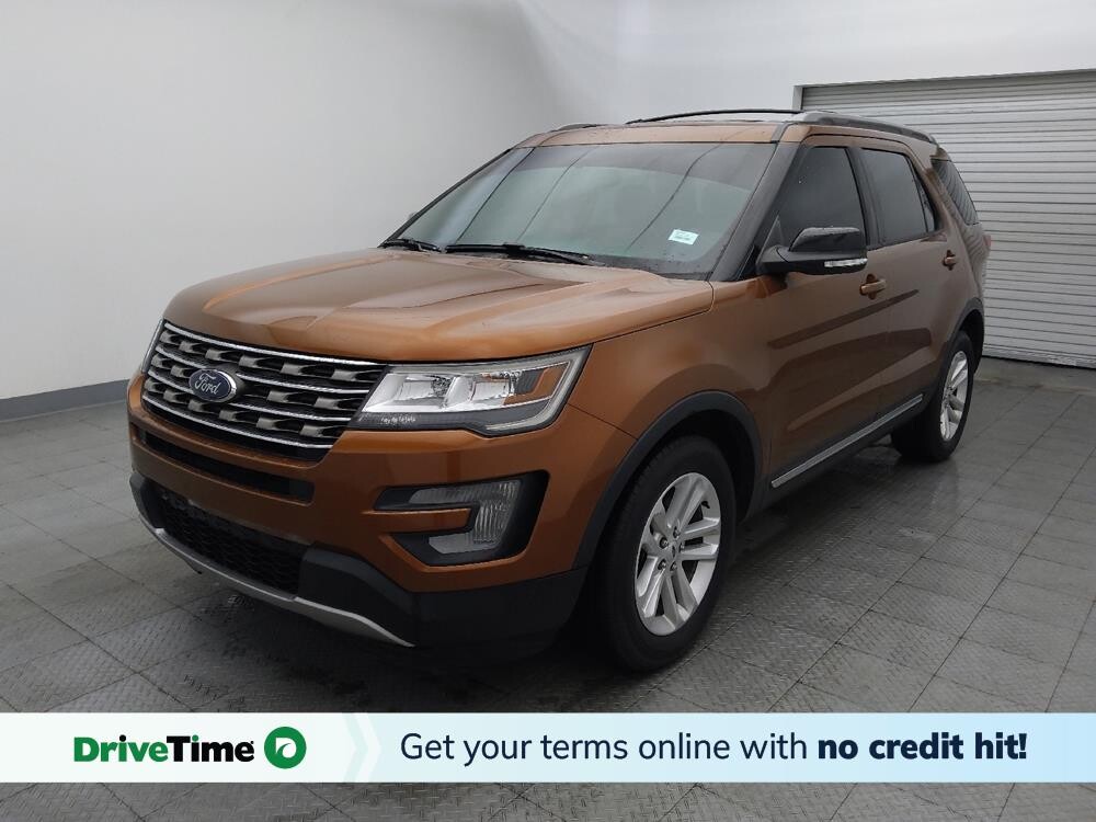 2017 Ford Explorer in Live Oak, TX 78233 - 18141122
