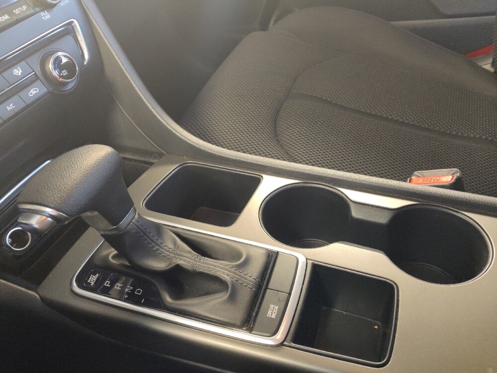 2020 Kia Optima in Live Oak, TX 78233 - 18141123 26