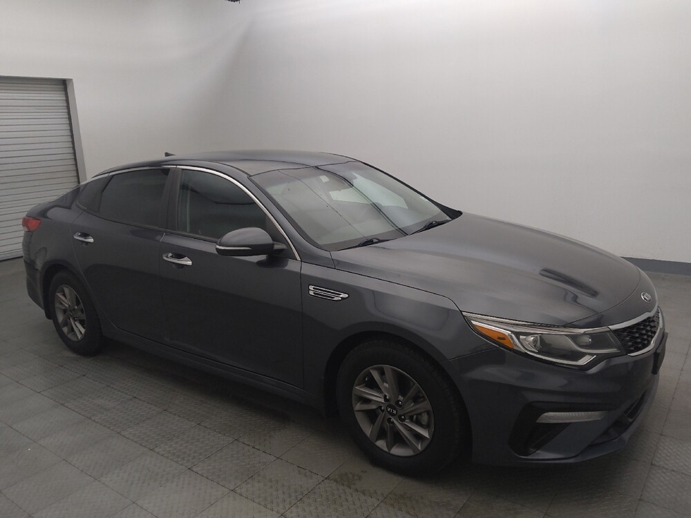 2020 Kia Optima in Live Oak, TX 78233 - 18141123 11
