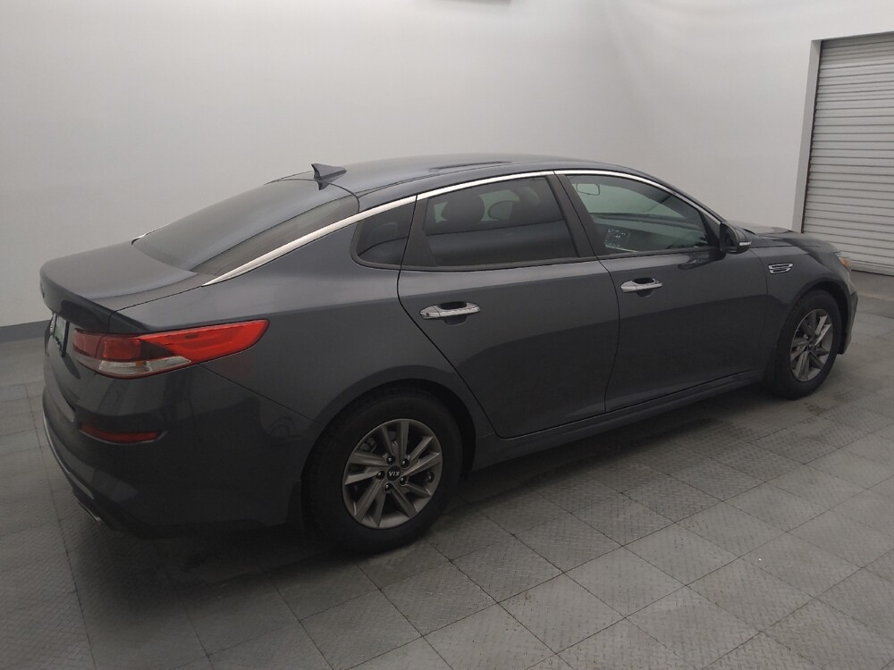 2020 Kia Optima in Live Oak, TX 78233 - 18141123 10
