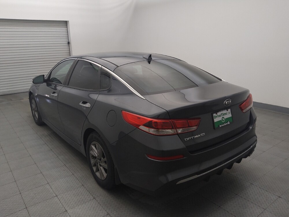 2020 Kia Optima in Live Oak, TX 78233 - 18141123 5