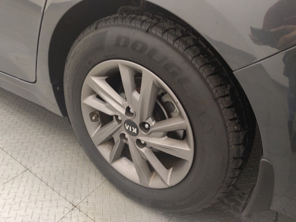 2020 Kia Optima in Live Oak, TX 78233 - 18141123 31