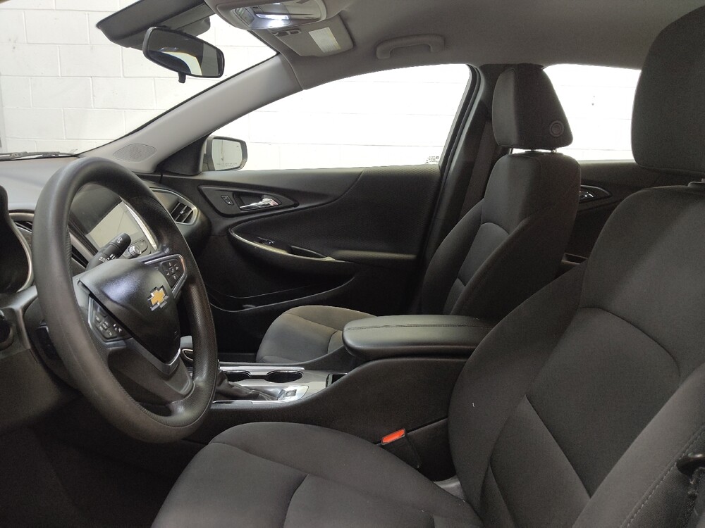 2023 Chevrolet Malibu in Cincinnati, OH 45255 - 18141126 17