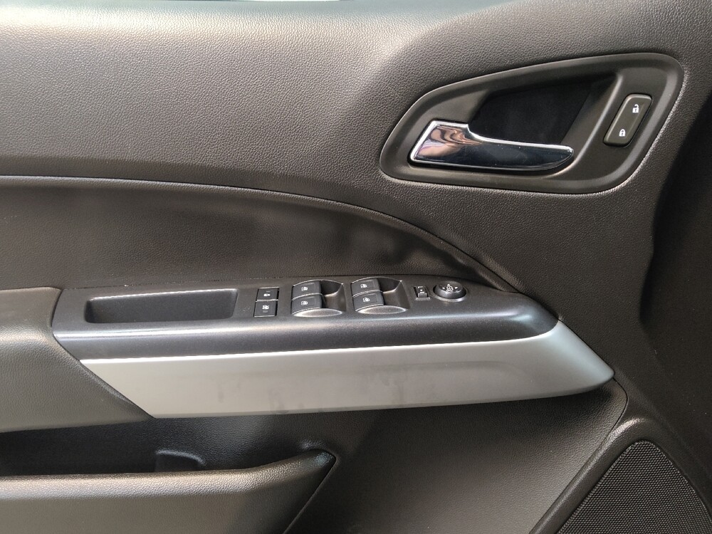 2019 Chevrolet Colorado in Cincinnati, OH 45255 - 18141127 27