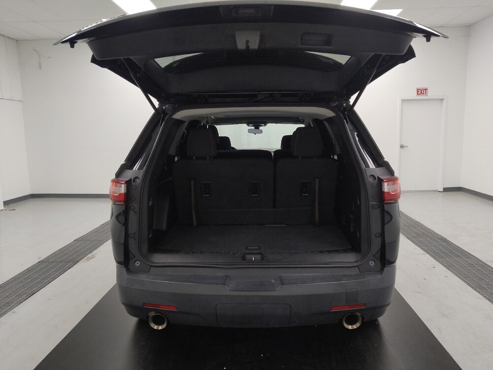 2019 Chevrolet Traverse in St. Louis, MO 63136 - 18141132 29