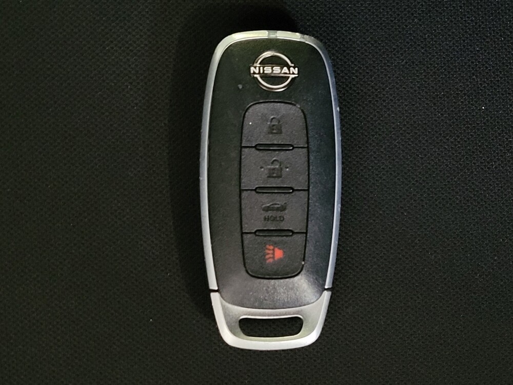 2025 Nissan Sentra in Hialeah, FL 33014 - 18141134 32