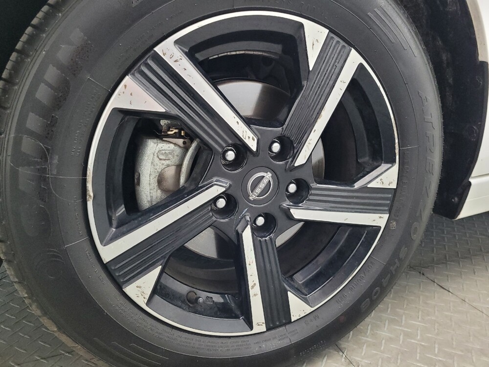2025 Nissan Sentra in Hialeah, FL 33014 - 18141134 31