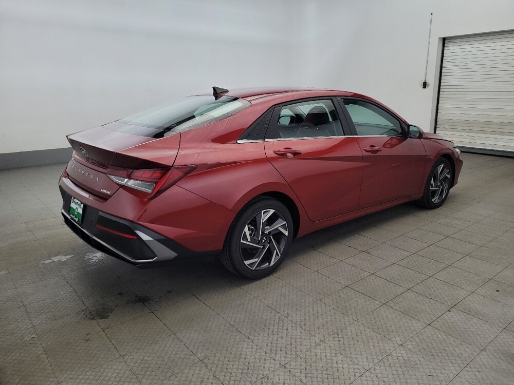2024 Hyundai Elantra in Williamstown, NJ 8094 - 18141137 10