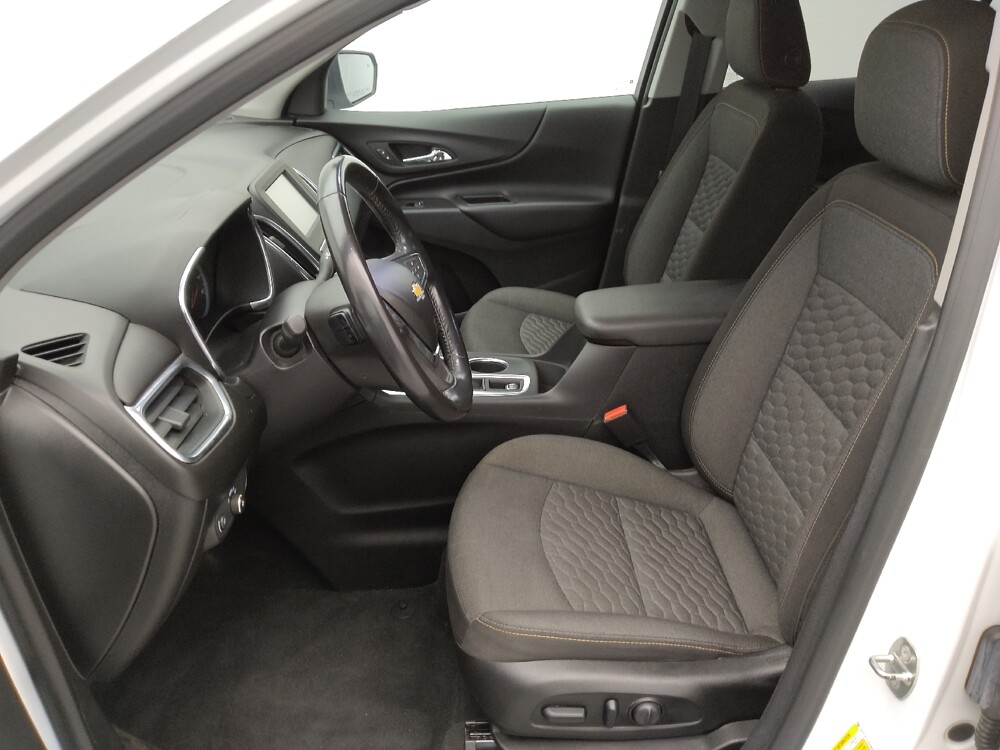 2018 Chevrolet Equinox in St. Louis, MO 63136 - 18141151 17