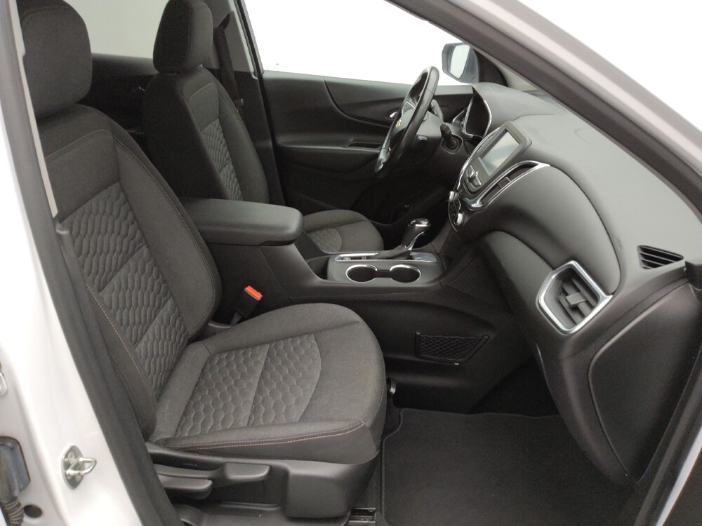 2018 Chevrolet Equinox in St. Louis, MO 63136 - 18141151 21