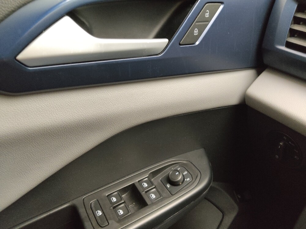 2023 Volkswagen Taos in Gladstone, MO 64118 - 18141152 27