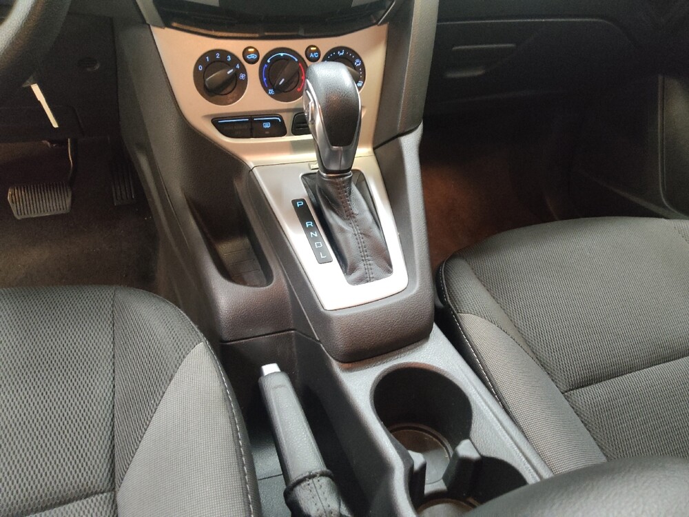 2014 Ford Focus in Cincinnati, OH 45255 - 18141160 26