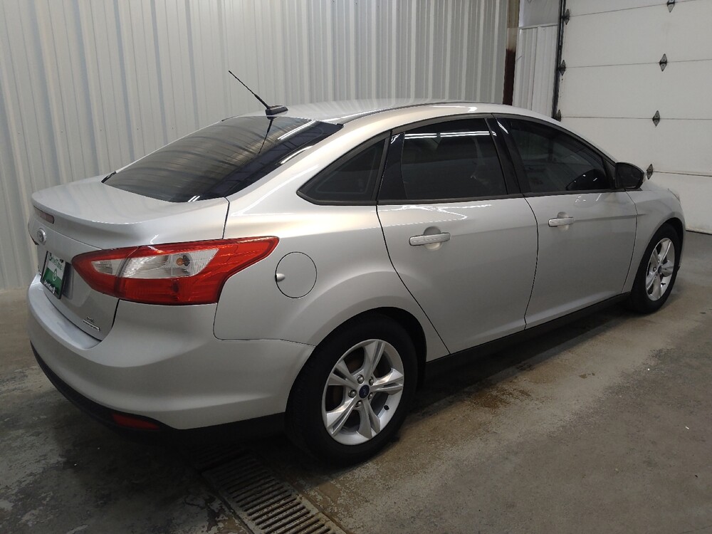 2014 Ford Focus in Cincinnati, OH 45255 - 18141160 10