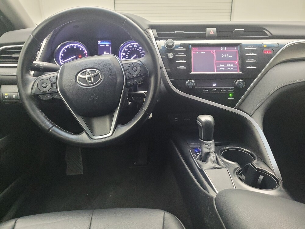 2018 Toyota Camry in Eastpointe, MI 48021 - 18141162 22