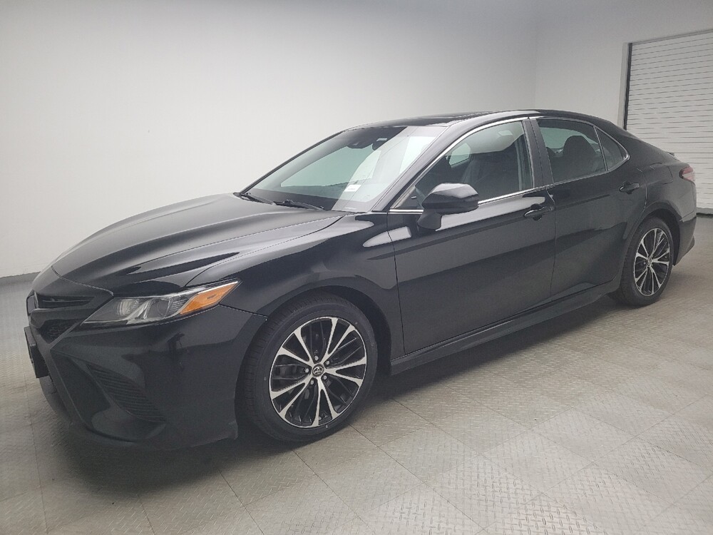 2018 Toyota Camry in Eastpointe, MI 48021 - 18141162 2